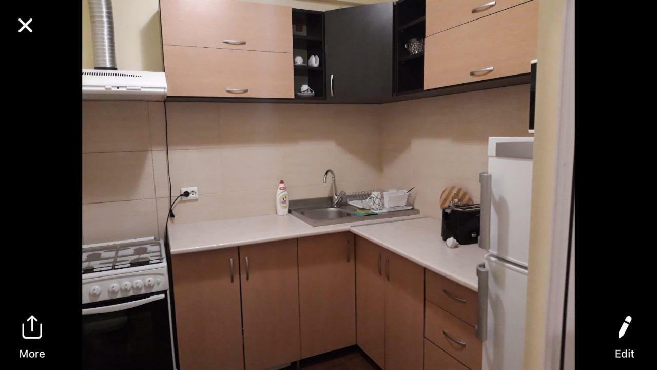 Edu&Alice Apartment เอโฟริเอนอร์ด ภายนอก รูปภาพ